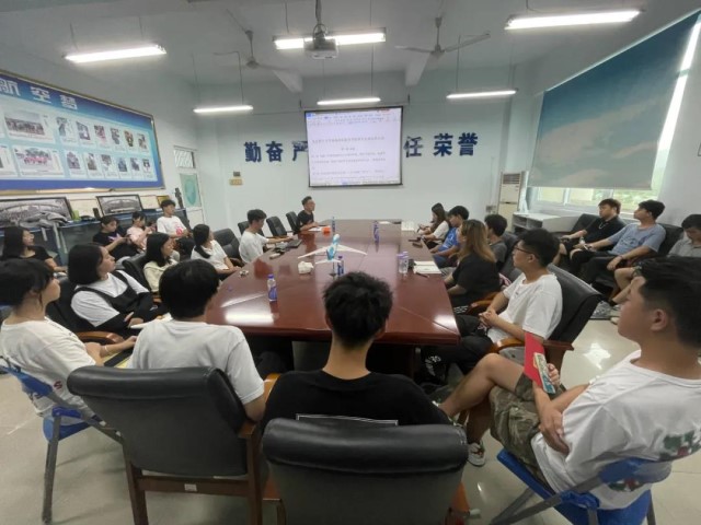 航空学院召开五月份学生事务理事会