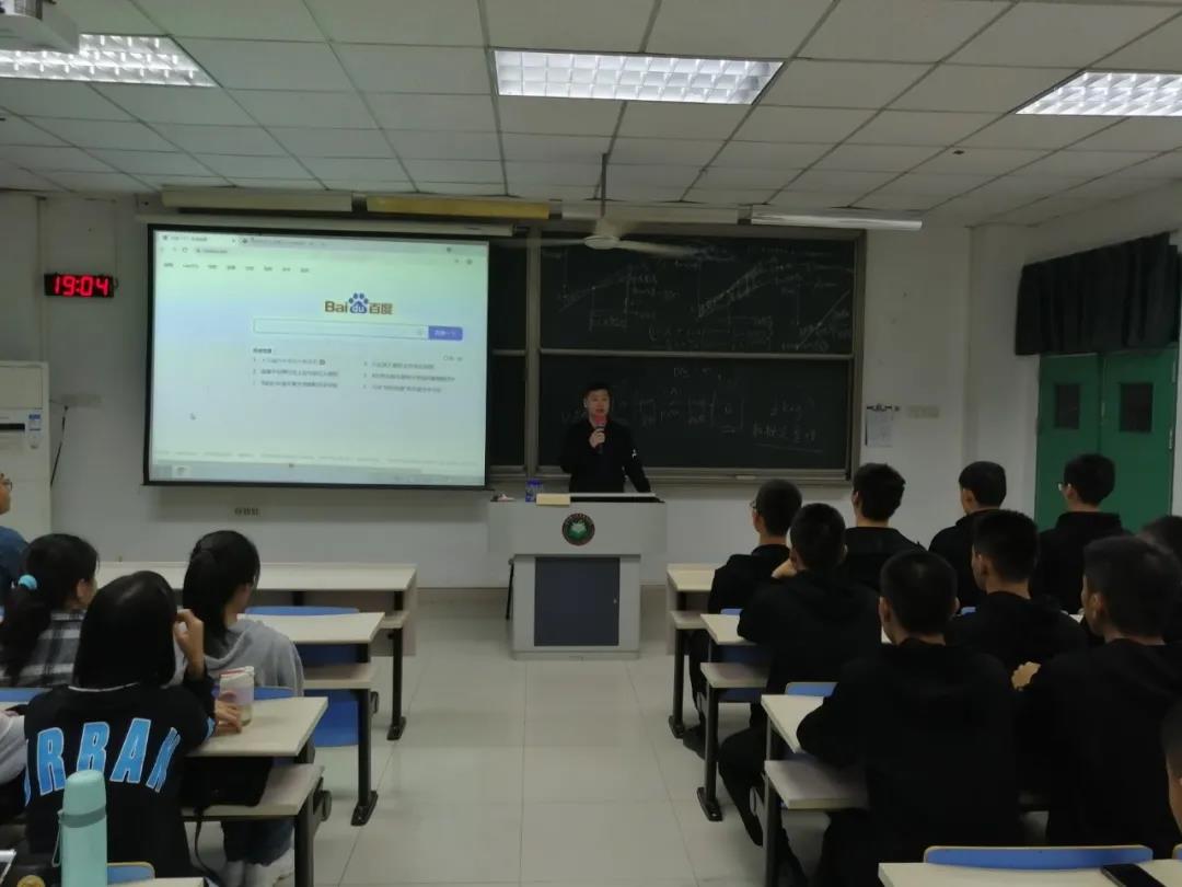 航空学院举行纪念“一二·九”八十六周年合唱比赛动员大会