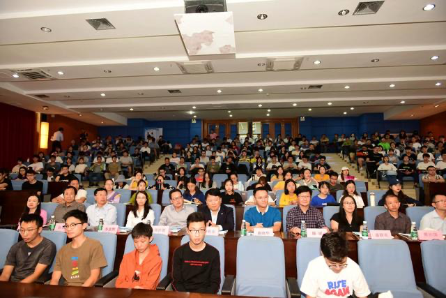航空学院受邀参加“同抒航展情，助力中国梦”庆祝新中国成立70周年暨澳门回归20周年系列活动