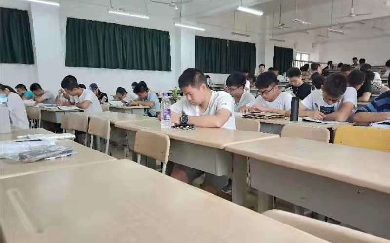 航空学院学风引领：早晚自习助力新生学习
