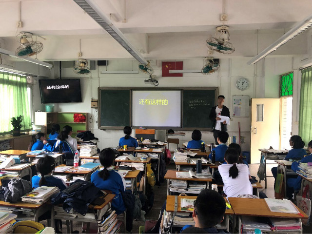 【航院招生】航空学院学生寒假回访母校走进广州市西关外国语学校
