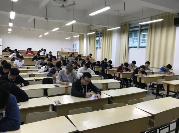 【航院就业】航空学院举办广州飞机维修工程有限公司校园招聘会