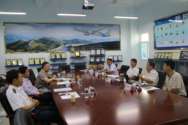 航空学院与北京华航公司举行协同育人座谈会暨签约仪式