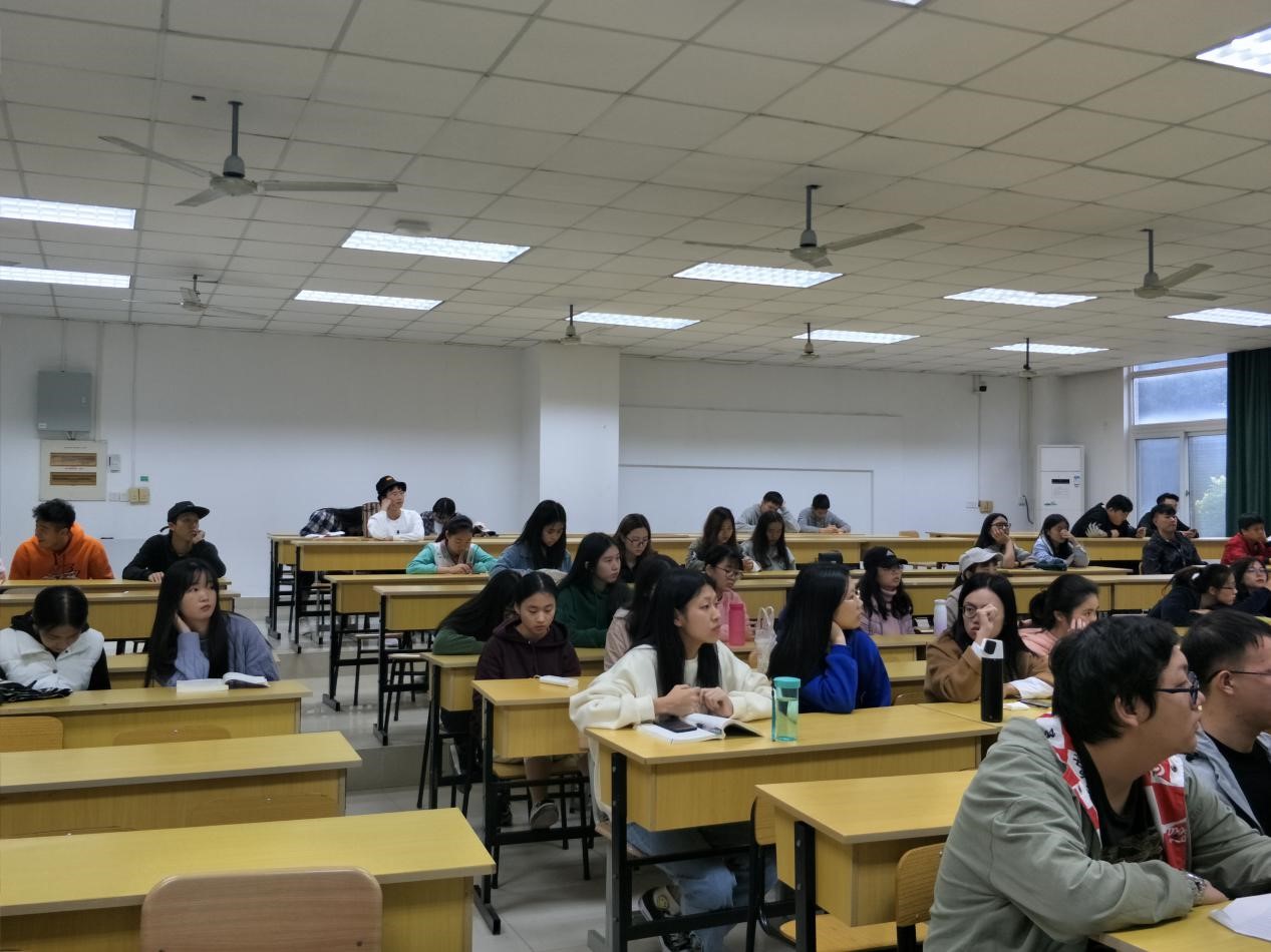【航院学风】航空学院2017级交通运输专业召开考试诚信主题会议