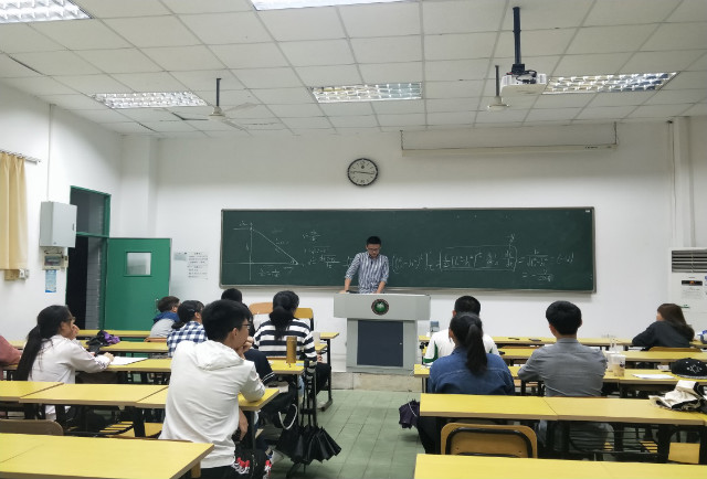 学霸密码 | 集思广益，航空学院导师团进行授课经验交流分享
