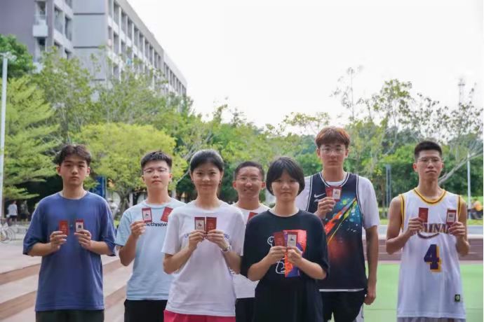 【青·行】党史学习出新招，大一新生齐点赞！