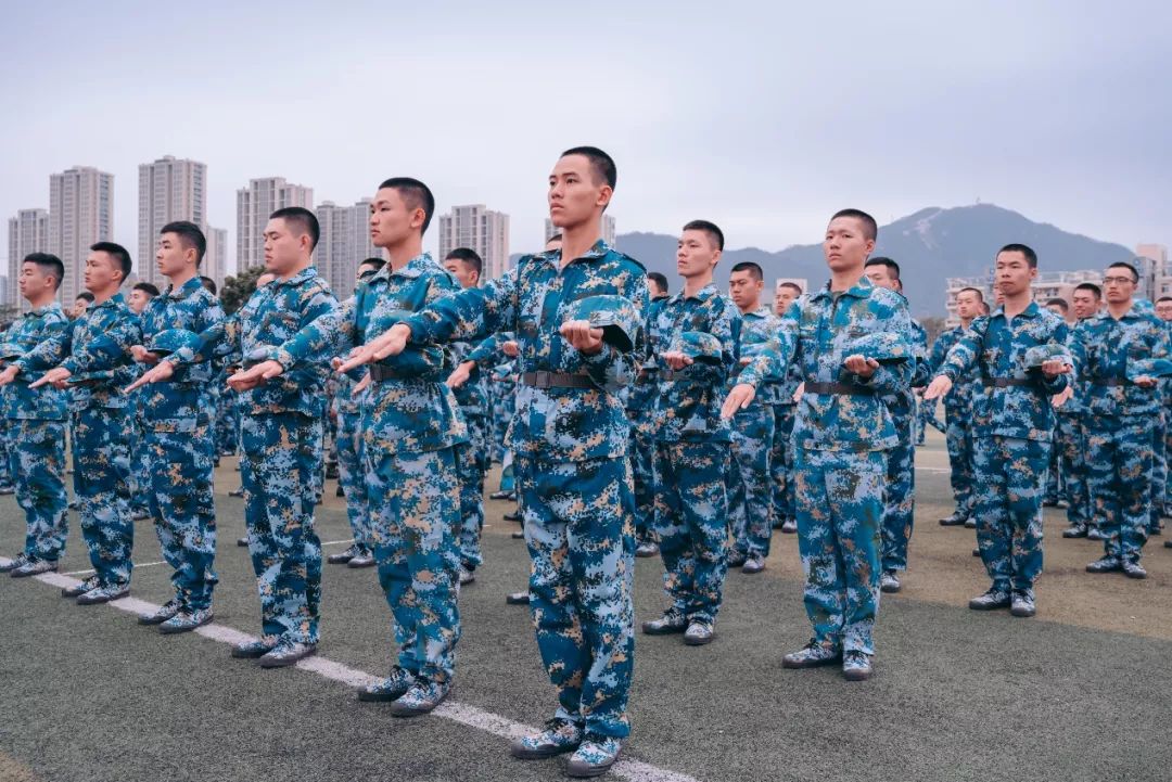 八营第一！航空学院2019级军训学员获军容风纪检查第一名