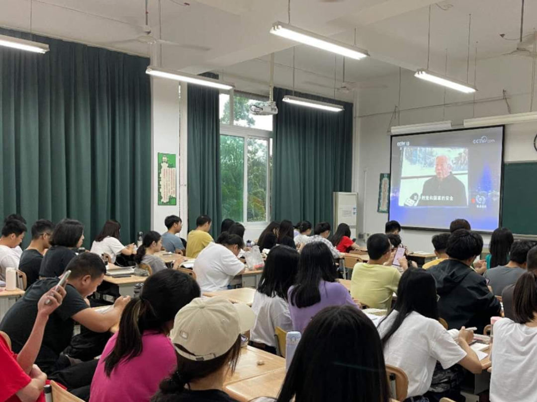 安全教育 你我同行！航空学院组织学生开展“国家安全”主题教育