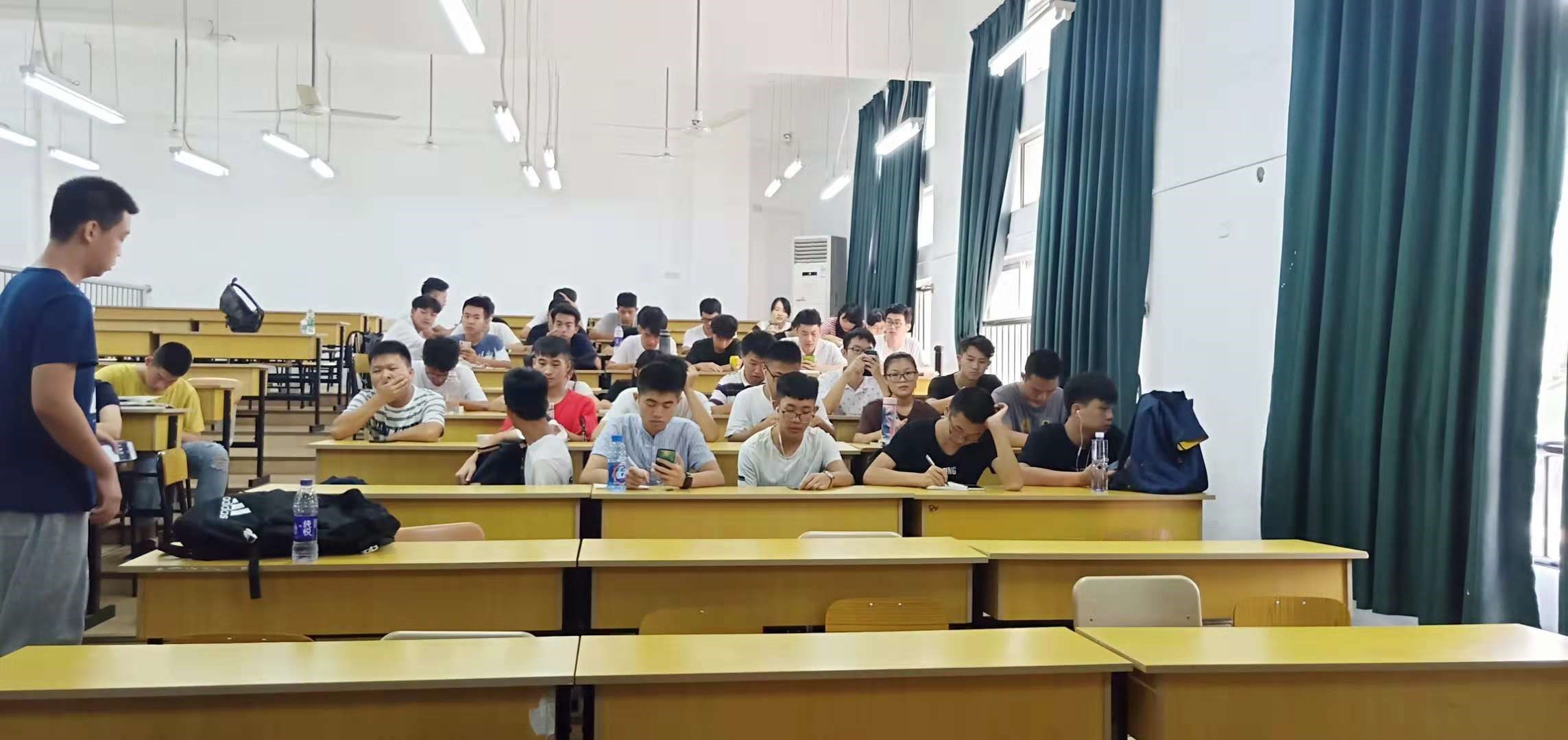 【航院学风】航空学院早晚自习引导学生潜心学习