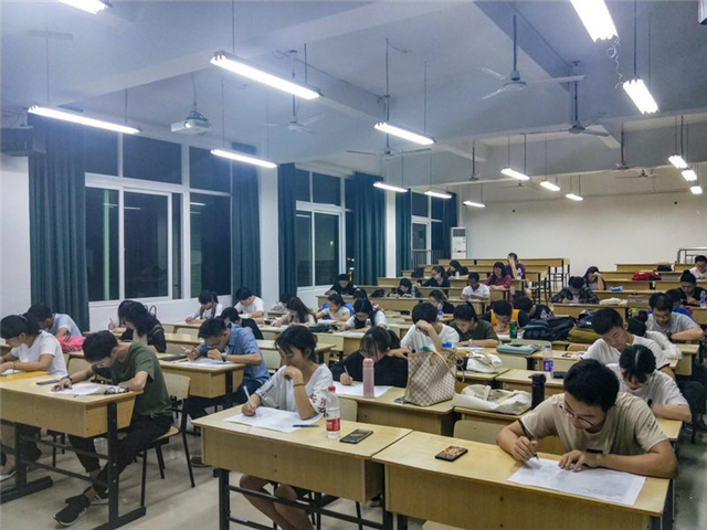 【航院党建】航空学院第九期院级党课结课考试