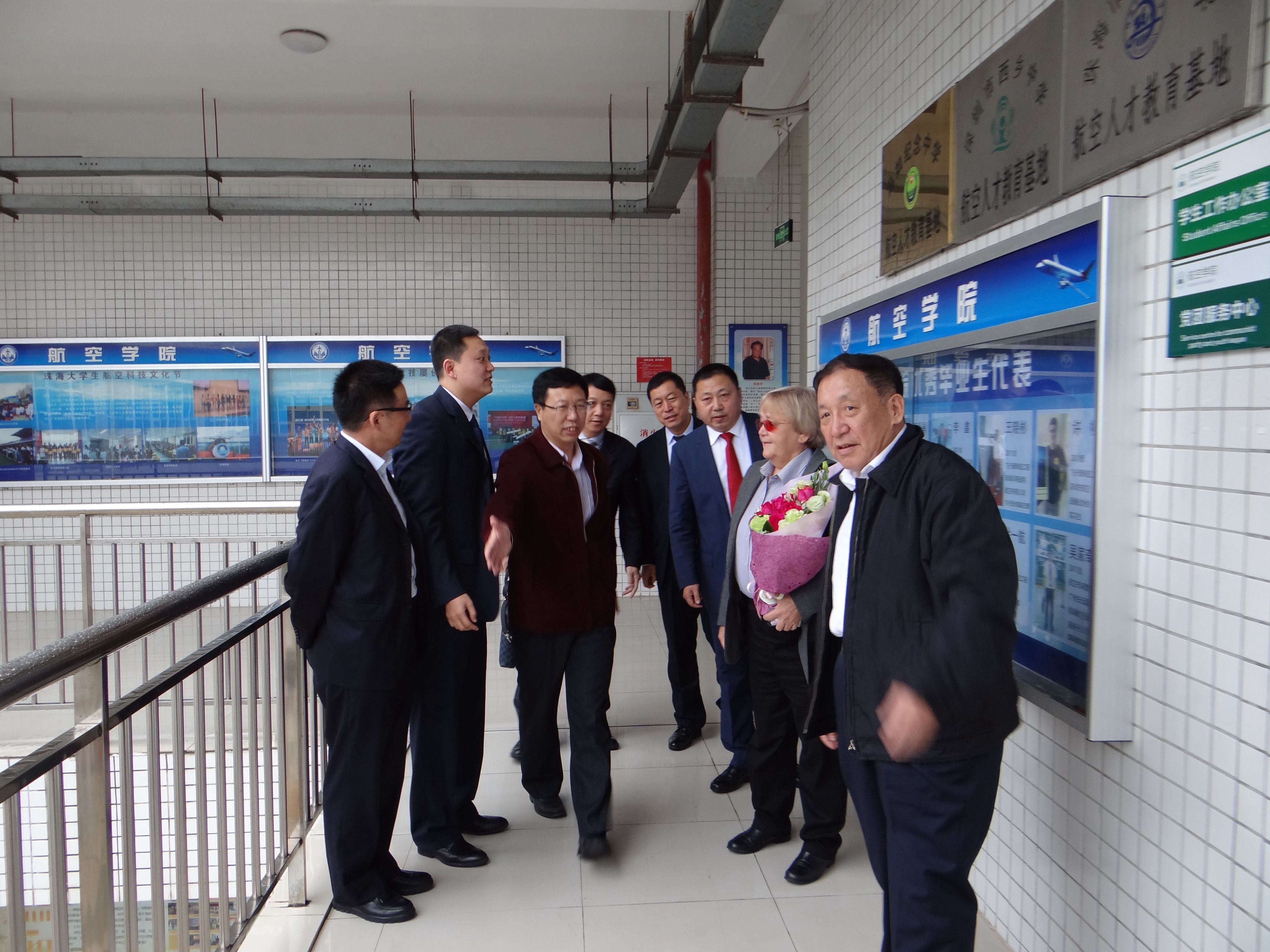 美国CSA航校校长苏珊女士到访航空学院